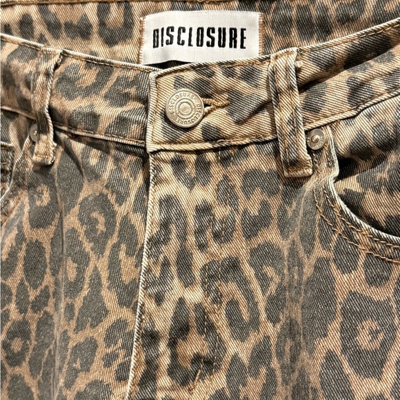 Disclosure Faded Leopard Print Jeans Size 5/27 - Picture 4 of 11